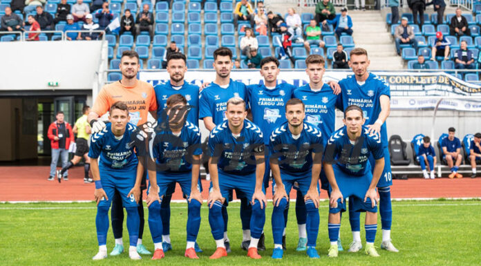 Fotbaliștii de la CSM primesc sâmbătă medaliile de campioni