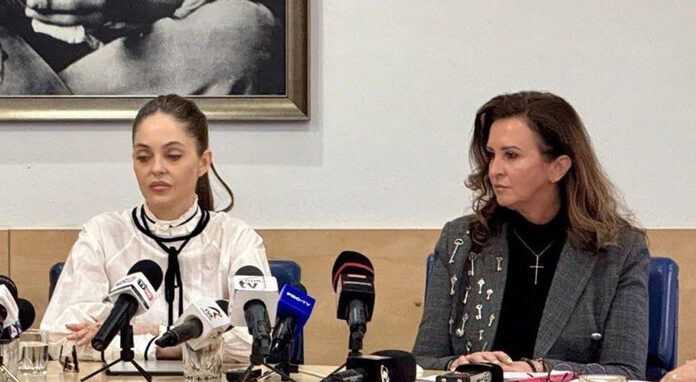 O farsă monumentală! Cum este batjocorită moștenirea lui Brâncuși de la Tg-Jiu!!!