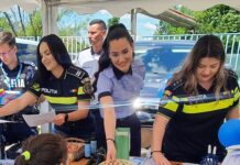 VIDEO: Polițiștii, alături de copii de ziua lor