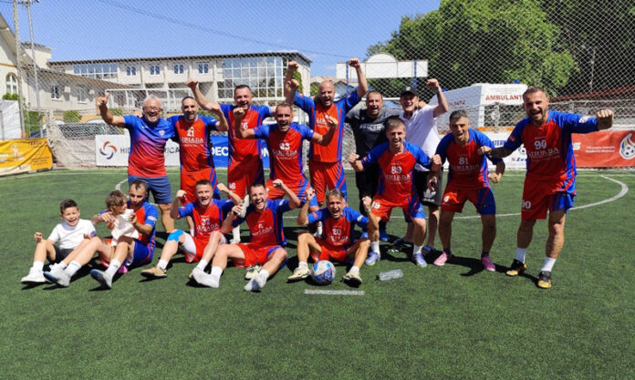 Echipele din Râșnov și Neamț s-au impus la Târgu Jiu