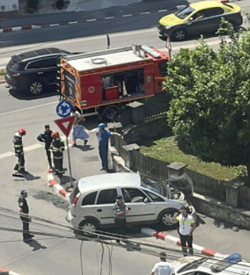 Tamponare în fața sediului CEO