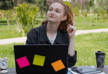 Elevii își pot înființa propriile firme. Vot final