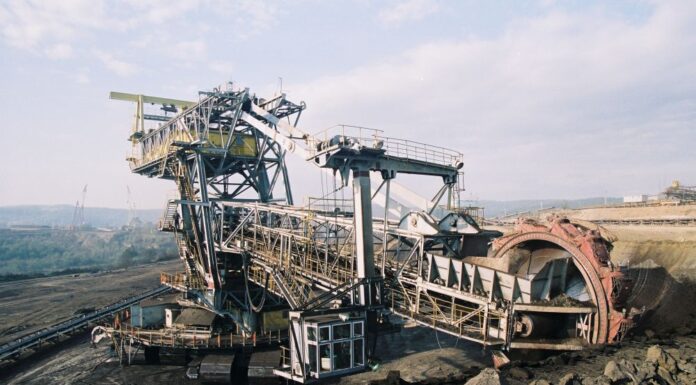 CE Oltenia caută firme pentru închirierea de vehicule industriale cu șofer