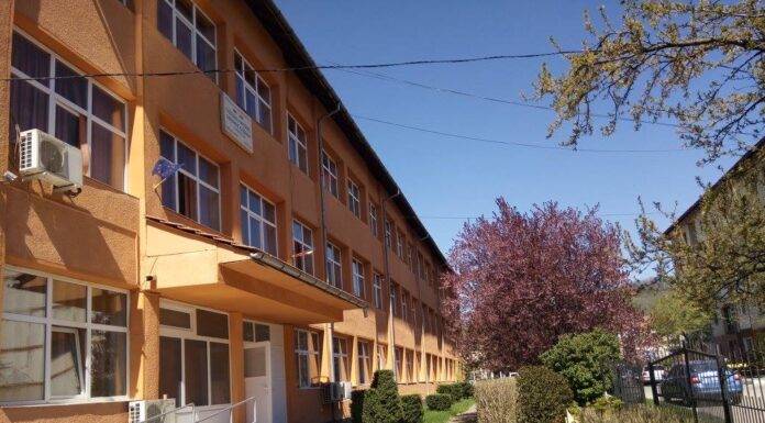 Elevi din Motru – locul I la un concurs național de literatură