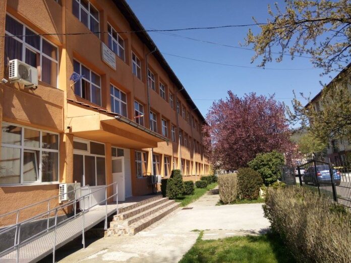 Elevi din Motru – locul I la un concurs național de literatură