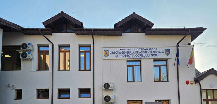 Teatru pentru micii beneficiari din sistemul DGASPC