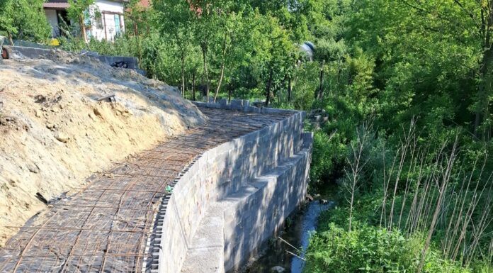 Amendat pentru gardul masiv ridicat împotriva inundațiilor