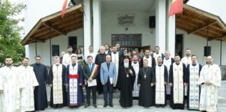 Sărbătoarea «Înălțării Domnului» şi omagierea «Zilei Eroilor», la Biserica parohială din Zona «9 Mai», Municipiul Târgu-Jiu – ,,Sărbătoarea Înălţării Domnului este o înălţare a sufletului, a inimilor noastre, a rugăciunilor noastre, către Domnul Iisus Hristos care şade de-a dreapta Tatălui”!