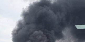 Incendiu cu degajări mari de fum în Târgu-Jiu