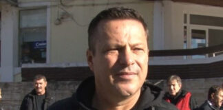 Drepturile și locurile de muncă în CEO, fără nicio apărare