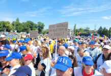 Profesorii, în pragul revoltei. „EI decid. Noi plătim. Până când?”