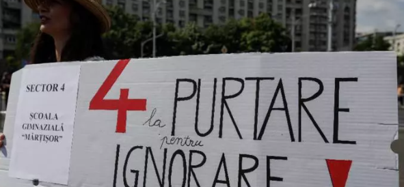 Protest spontan al angajaților din Guvern