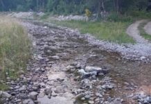 Localnicii din Bumbești Pițic nu mai au apă. Acuze