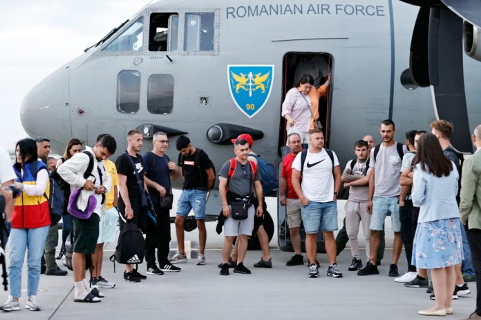 Români evacuați din zona de conflict Israel-Iran