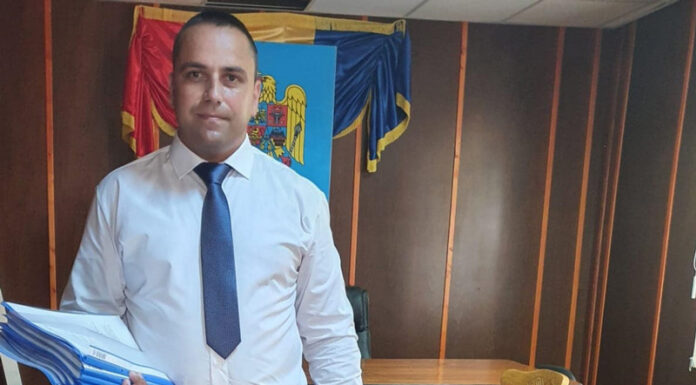 Aproape un deceniu de pușcărie pentru primarul șpăgar din Albeni!
