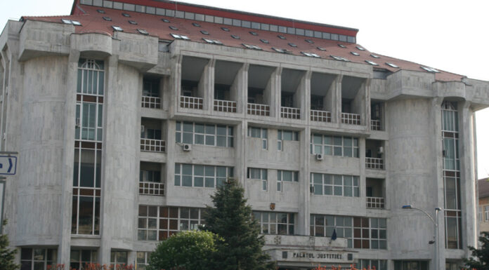 Decizia judecătorilor pentru bărbatul acuzat că a violat o studentă și pentru complicii lui