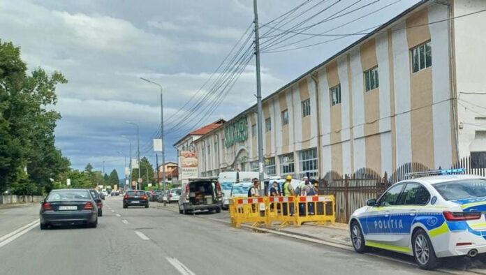 Șofer începător, rănit într-un accident în care au fost implicate patru mașini