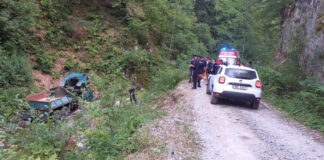 Tragedie în Peștișani! Doi bărbați au murit, după ce autocamionul în care se aflau s-a răsturnat într-un pârâu