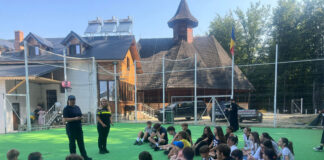 Jandarmii și polițiștii, în acțiune în taberele școlare