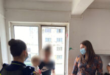 Polițiștii și jandarmii, în acțiune într-un bloc de locuințe sociale din Rovinari