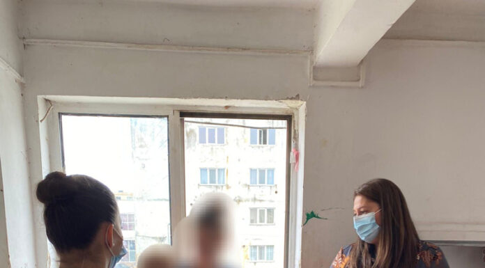 Polițiștii și jandarmii, în acțiune într-un bloc de locuințe sociale din Rovinari