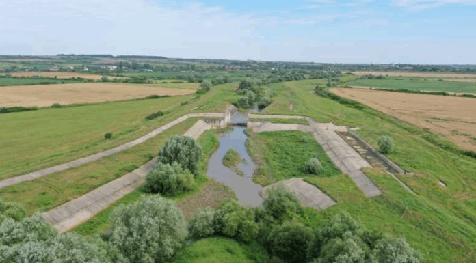 Apele Române își concesionează terenurile