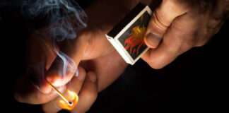 Tânăr din Târgu Jiu, condamnat la închisoare după ce a incendiat casa bunicii