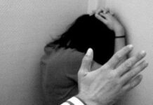 Bărbat gelos, obligat de polițiști să stea departe de prietena lui