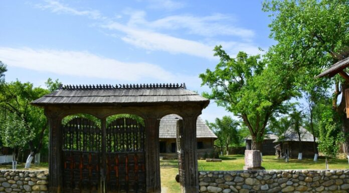 Concurs reluat pentru postul de muzeograf la Casa-muzeu de la Hobița