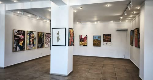 Expoziția ,,CULOARE PE NERV” își așteaptă vizitatorii, la Galeriile de Artă ,,Constantin Brâncuși” din Târgu Jiu, până pe data de 22 iulie 2025