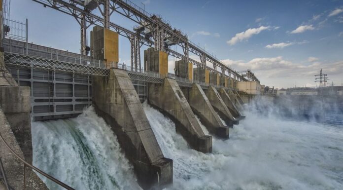 Seceta a scăzut producția Hidroelectrica