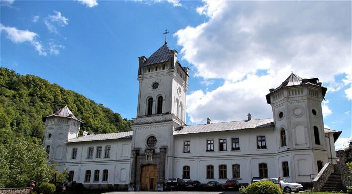 O călugăriță de la Mănăstirea Tismana a fost canonizată