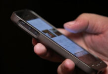 Reținut după ce și-a amenințat iubita cu bătaia