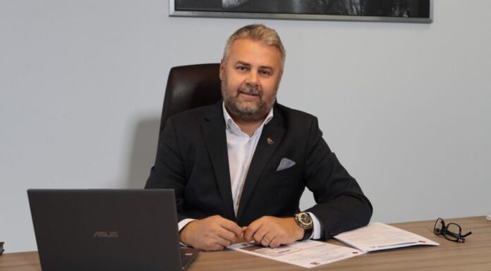 Primul bugetar ”de lux” care a renunțat la o parte din salariu!