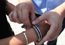 Soț și soție, loviți de un bărbat într-o parcare din Târgu-Jiu