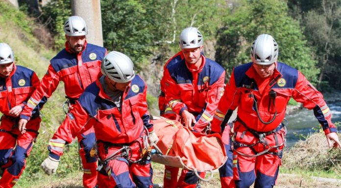 ”Cadoul” lui Bolojan pentru salvatorii de vieți, de ziua lor!