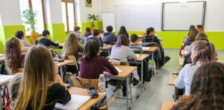 La sfârșit de an, concursuri pentru directorii de școli