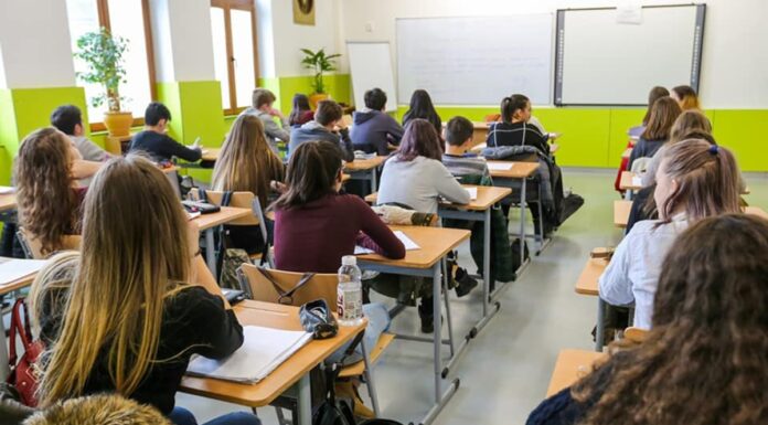 La sfârșit de an, concursuri pentru directorii de școli