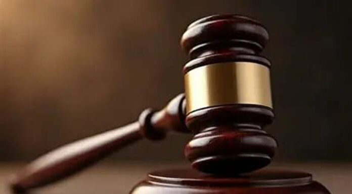 Minor acuzat de pornografie infantilă, obligat să urmeze un curs de pregătire şcolară sau formare profesională