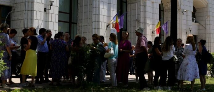 Salariații Apele Române se opun măsurilor lui Bolojan. SGA Gorj, protest spontan!