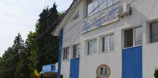 Luiza a murit la doar 24 de ani, după o cezariană. Trei copii au rămas fără mamă!