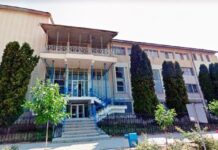 Bărbatul acuzat că a agresat sexual o fată de 15 ani, adus astăzi în fața judecătorilor