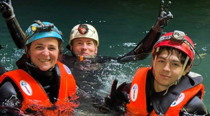 VIDEO: Experiențe unice pentru turiști într-o peșteră de lângă Gorj!