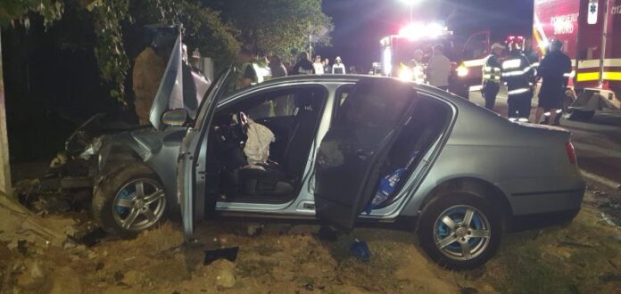 Accident cu nouă victime, după ce un microbuz s-a ciocnit cu o mașină, la Câlnic