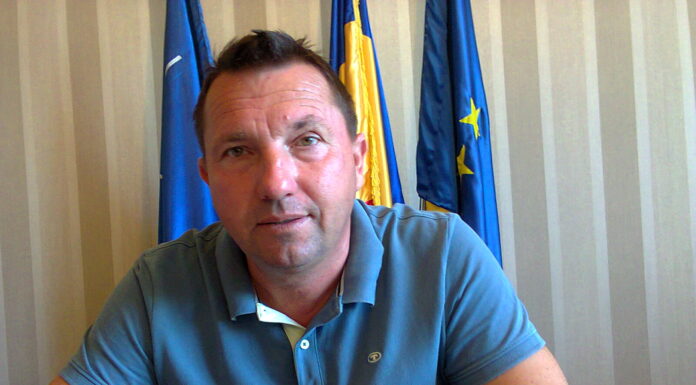 Dialog la răscruce de anotimp cu Domnul Prof. Dănuţ Birău, Primarul Oraşului Târgu-Cărbuneşti, Gorj – ,,Avem un program cultural-artistic cu această îmbinare între partea religioasă de la mănăstire, cu partea cultural-artistică din pădurea «Stejeret» şi cu întreceri sportive”!