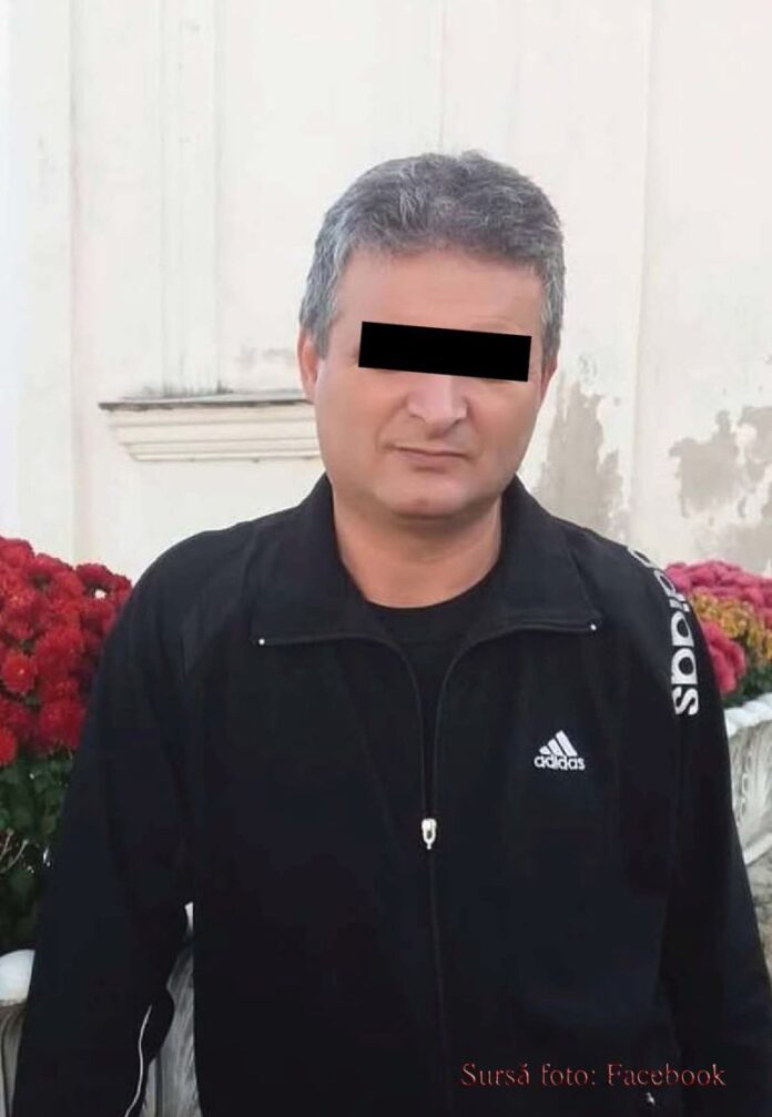 Economistul acuzat de delapidare s-a întors la serviciu, după noaptea petrecută în arest