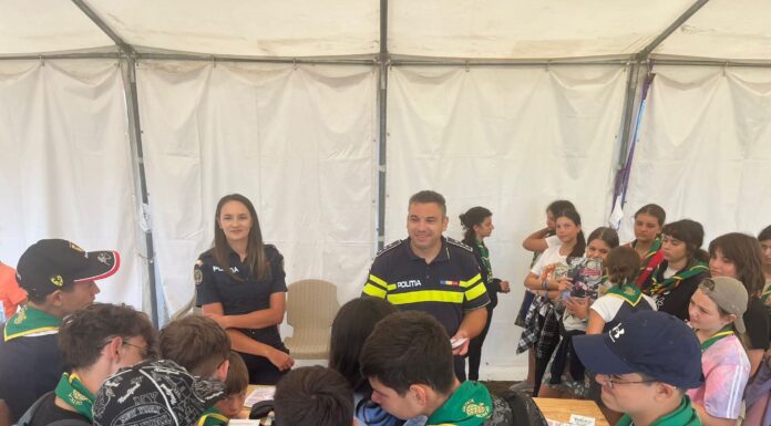 Campul GETICA de la Arcani, la final. Polițiștii, alături de copii