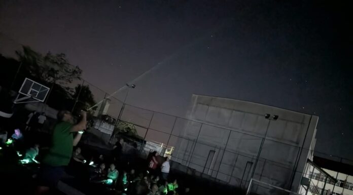 S-au adunat să vadă Perseidele!