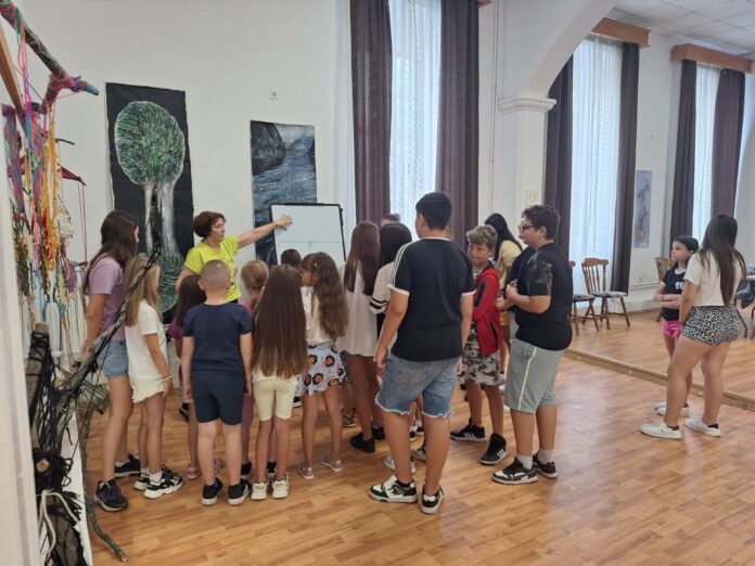 Ateliere și povești în ultima zi a Școlii de Vară de la Muzeul Județean