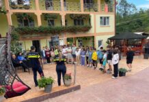 Polițiștii gorjeni, prezenți în taberele școlare